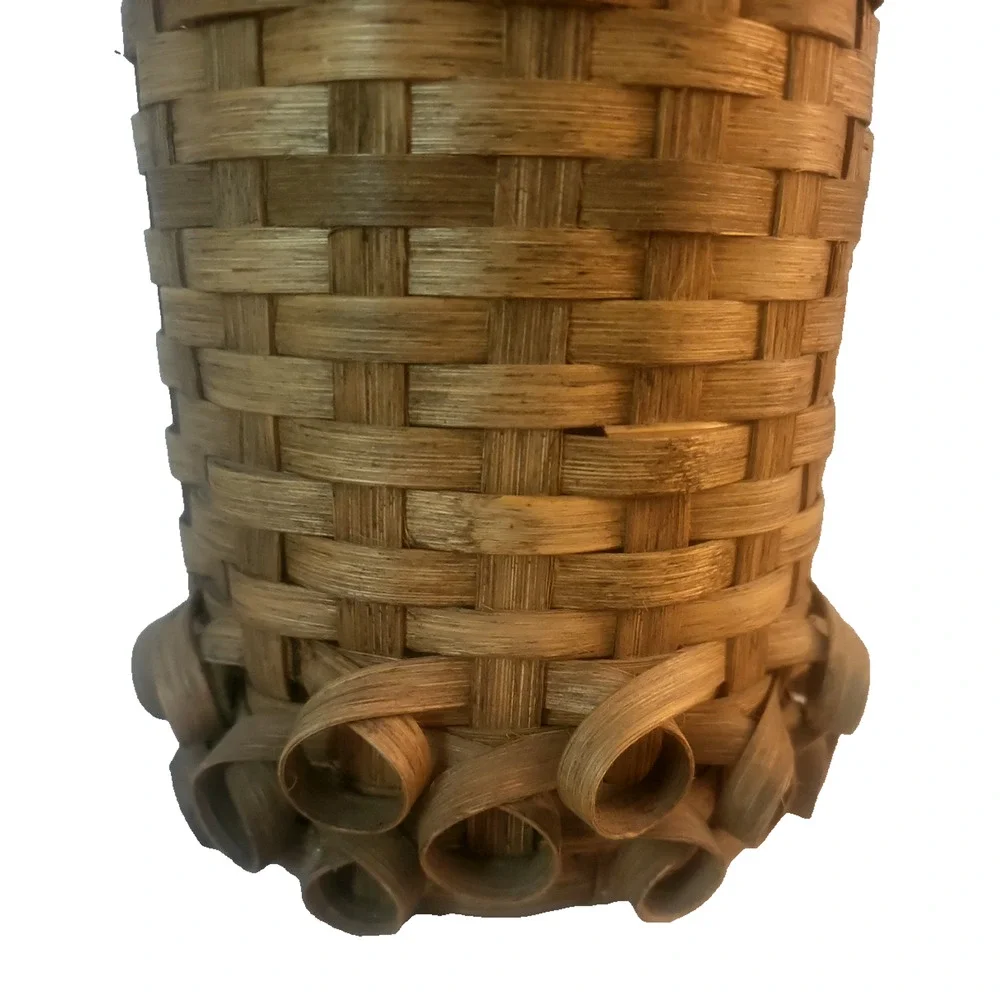 Wicker Curly Q VTG Basket Porcupine Round Basket Decor 5.5